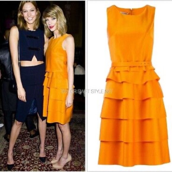 Oscar de la Renta Tiered Bell Bottom Dresss ASO Taylor Swift - Picture 1 of 7